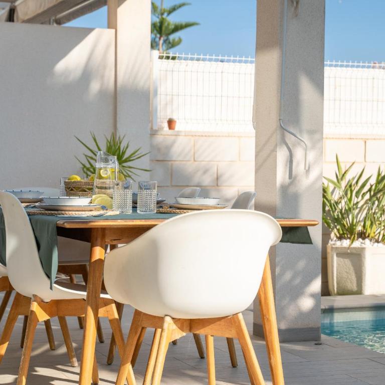 Azure Escape Villa, Gran Alacant by United Renters - Chalet - 33