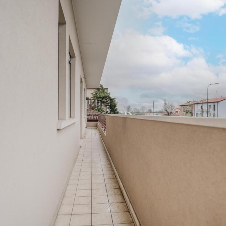 Lucrezia Suite - 10 min from Venice & Free Parking - Two-Bedroom Apartment - 14