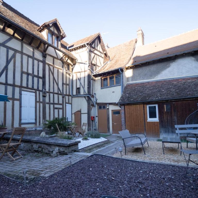 L'Hibou de la Cathédrale - Hyper Centre - Jardin - Wifi - Appartement 1 Chambre - 47