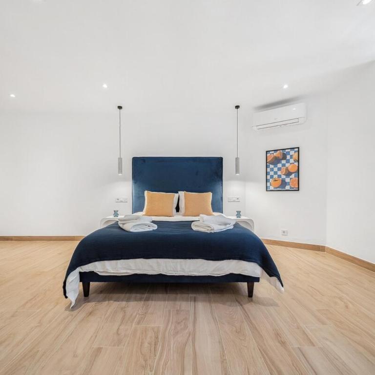 Charming & Modern 4BR Apartment - Apartment - 14