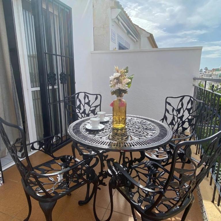 Appartment with equipped solarium barbecue and swimming pool - Apartment - 6
