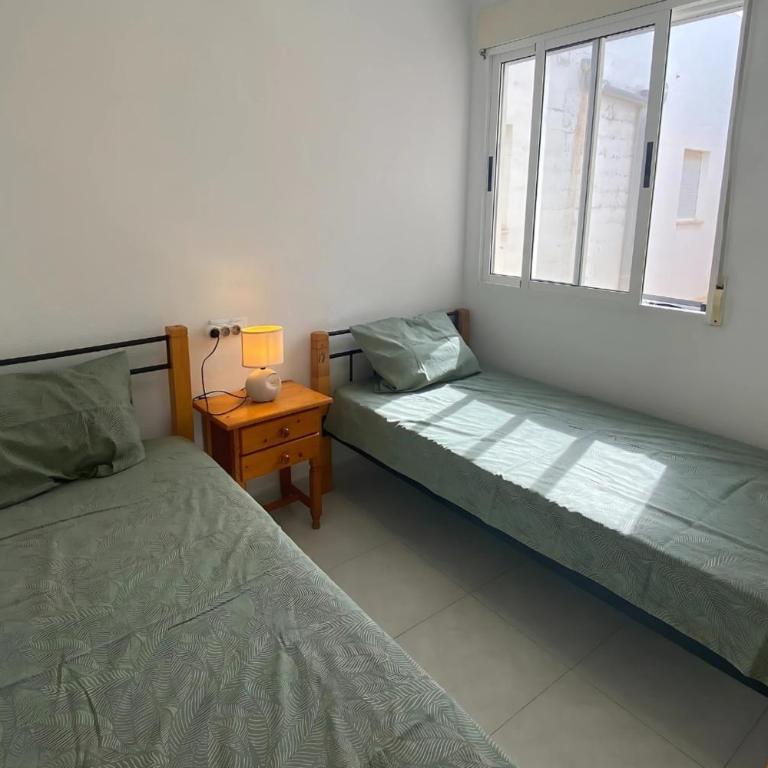 Appartment with equipped solarium barbecue and swimming pool - Apartment - 19