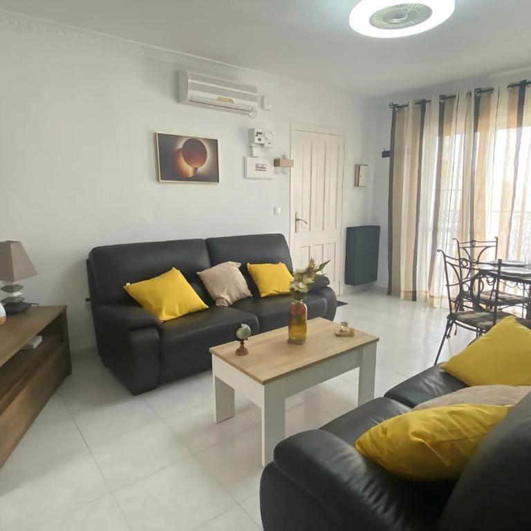 Appartment with equipped solarium barbecue and swimming pool - Apartment - 9