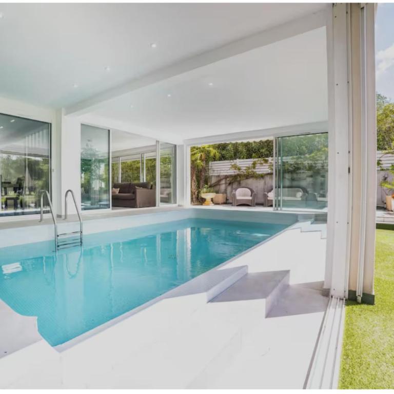 Logement de Prestige avec piscine Vue sur le Golf de la Grande Motte - Villa - 1