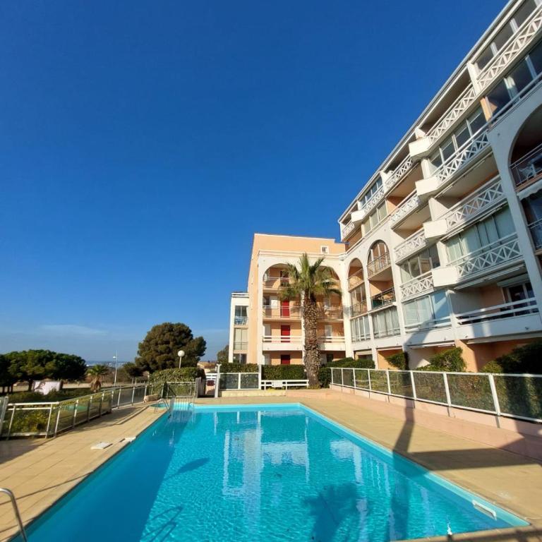 Appartement 1 chambre, parking et piscine - Apartamento - 7