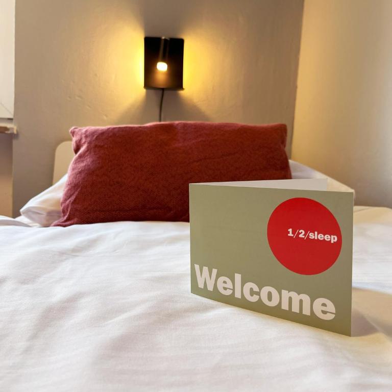 1, 2, sleep Hostel Nürnberg Messe - Einzelzimmer mit Gemeinschaftsbad - 4