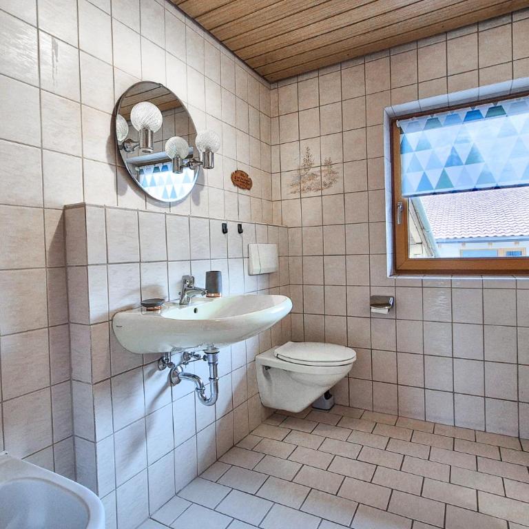 Ferienwohnungen Eder Fewo Berghäusl - Apartment mit Blick auf die Berge - 4