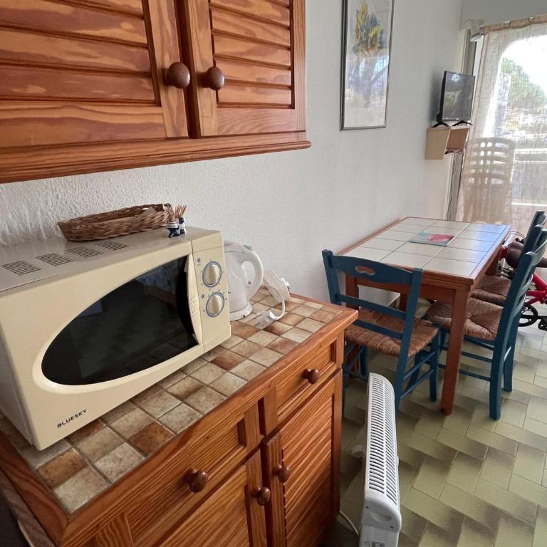 Studio cabine 4 pers avec parking à La Grande-Motte - FR-1-716-41 - Monolocale - 4