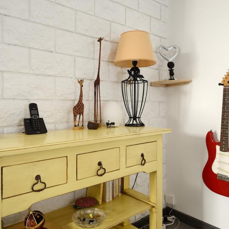 Jolie Chambre chaleureuse - Chambre Double - 8