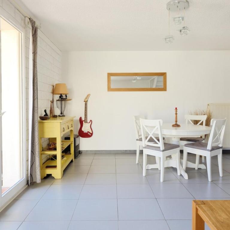 Jolie Chambre chaleureuse - Chambre Double - 7