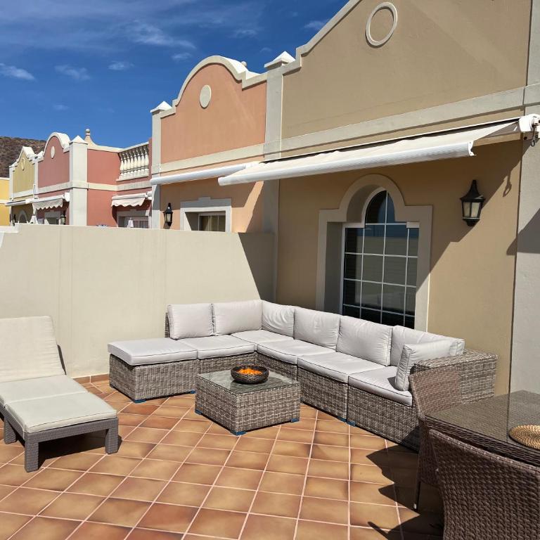 Paraiso Ocean View - Two-Bedroom Deluxe Apartment with Ocean View - 5