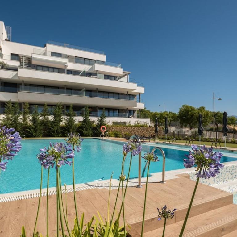 Beautiful City Apartment with in & outdoor pool - Appartamento con 2 Camere da Letto e Terrazza - 13