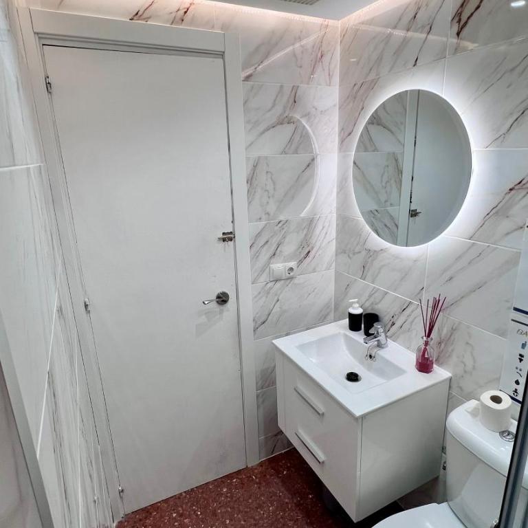 Amplio apartamento familiar con parking privado en pleno centro de Córdoba - Apartamento de 3 dormitorios - 20