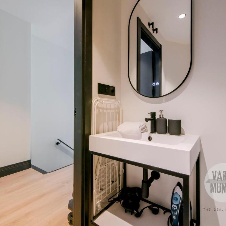 Descanso perfecto para 8, ven a Duque de Rivas 8 E3 - Three-Bedroom Apartment - 20