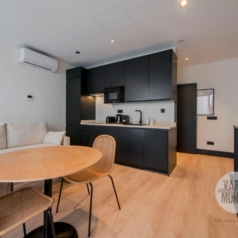 Descanso perfecto para 8, ven a Duque de Rivas 8 E3 - Three-Bedroom Apartment - 11