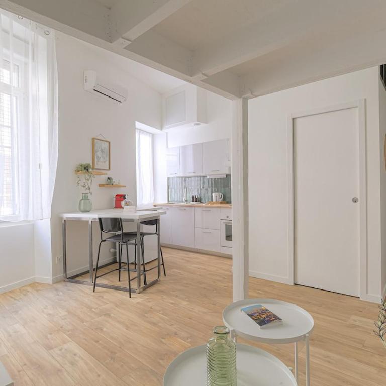 Le Dauphiné studio climatisé - Appartement 1 Chambre - 12