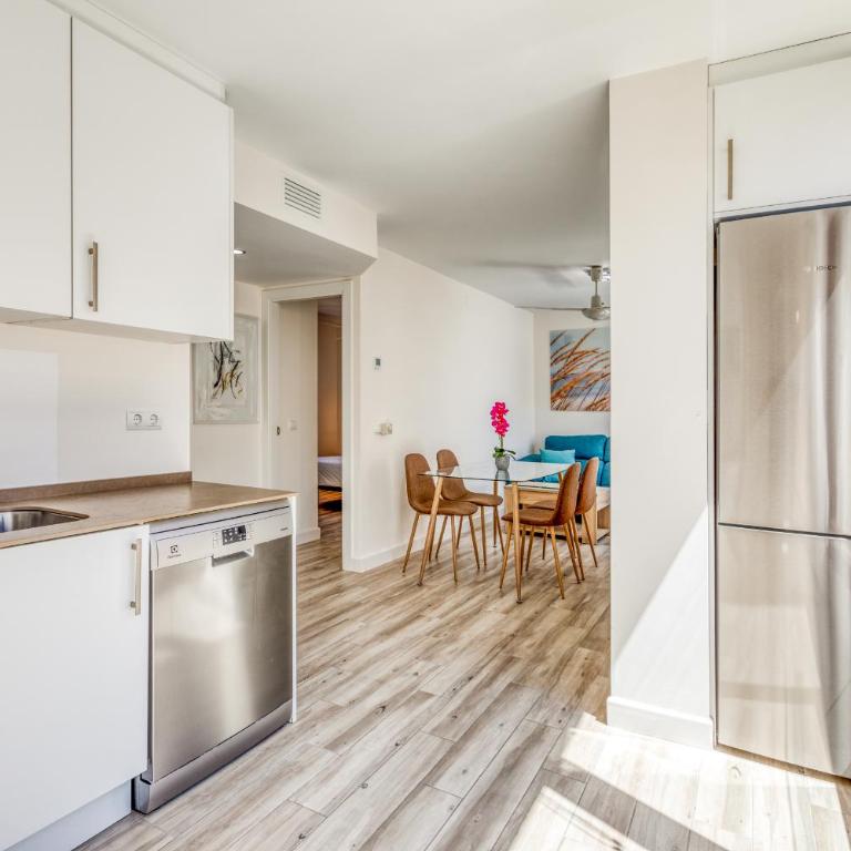 Apartamentos Donato by Croma - Two-Bedroom Apartment - 11