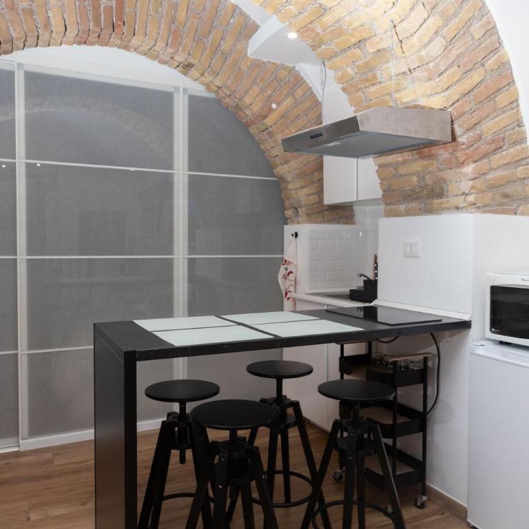 Troppo Forte appartamento a due passi dal Colosseo - Casa con 1 Camera da Letto - 42