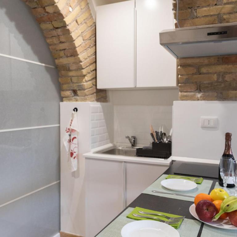 Troppo Forte appartamento a due passi dal Colosseo - Casa con 1 Camera da Letto - 48