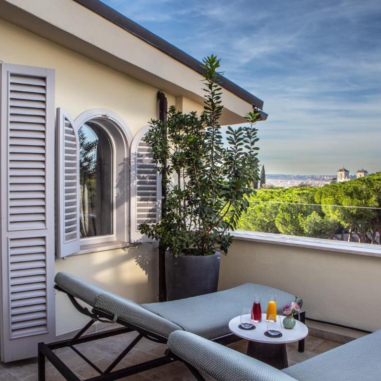 Sofitel Roma Villa Borghese - Family Suite with Two Connecting Rooms and Terrace - 10