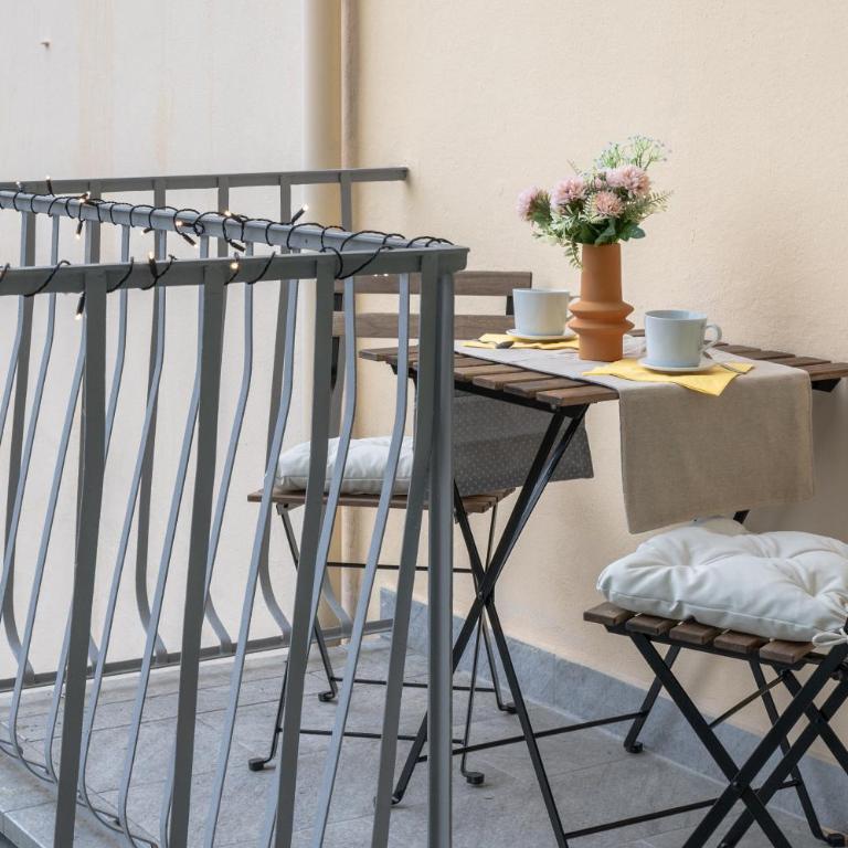 Via Pollaiolo, 55 - Florence Charming Apartments - Comfort e Stile a 350mt dal Tram! First floor with elevator and car places on street - Appartamento con 2 Camere da Letto - 6