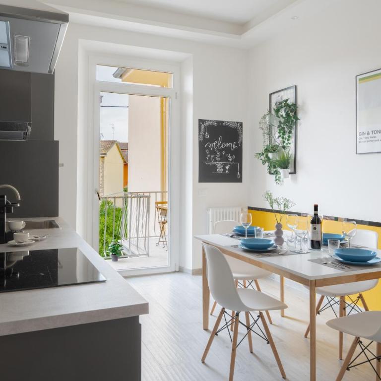 Via Pollaiolo, 55 - Florence Charming Apartments - Comfort e Stile a 350mt dal Tram! First floor with elevator and car places on street - Appartamento con 2 Camere da Letto - 2