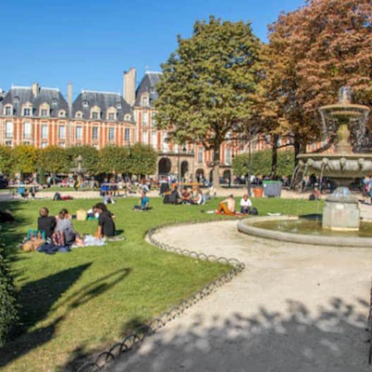Spacious Typical Parisian Flat - Paris Le Marais - Appartement 2 Chambres - 20