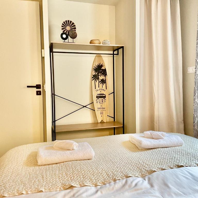 Bas de villa la sablhyeres- 300m Plage de la Capte - 2 hébergements disponibles - Maison de Vacances - 15