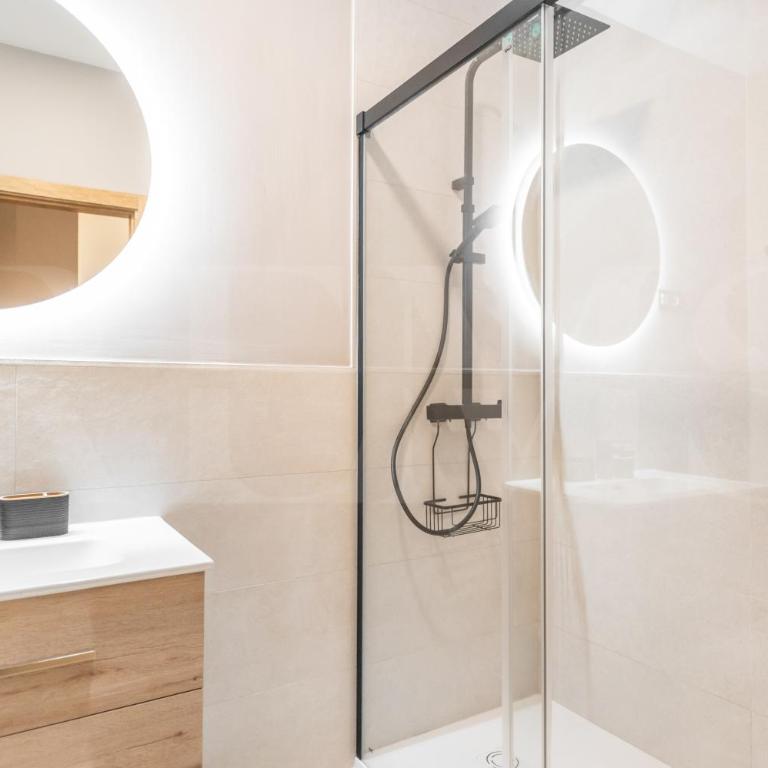 Apartment with parking and patio - Center by REMS - Apartamento de 3 dormitorios - 5