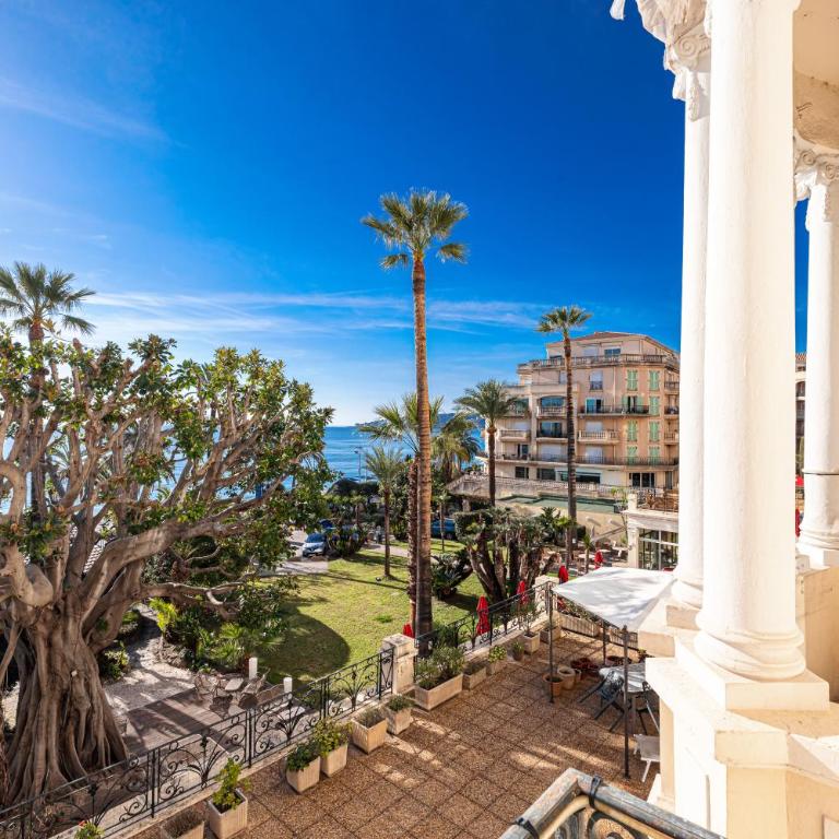 REGINA - Somptueux 3 pièces - carré d'or Menton - vue mer - Two-Bedroom Apartment - 45