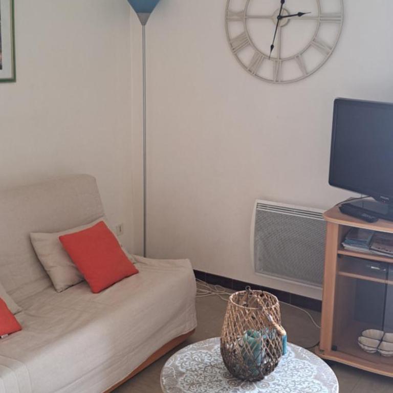 50m des cures accès direct par ascenseur joli studio Gaëlle grand balcon vue dégagée libre jusqu'au 19 octobre - Appartement 1 Chambre - 37