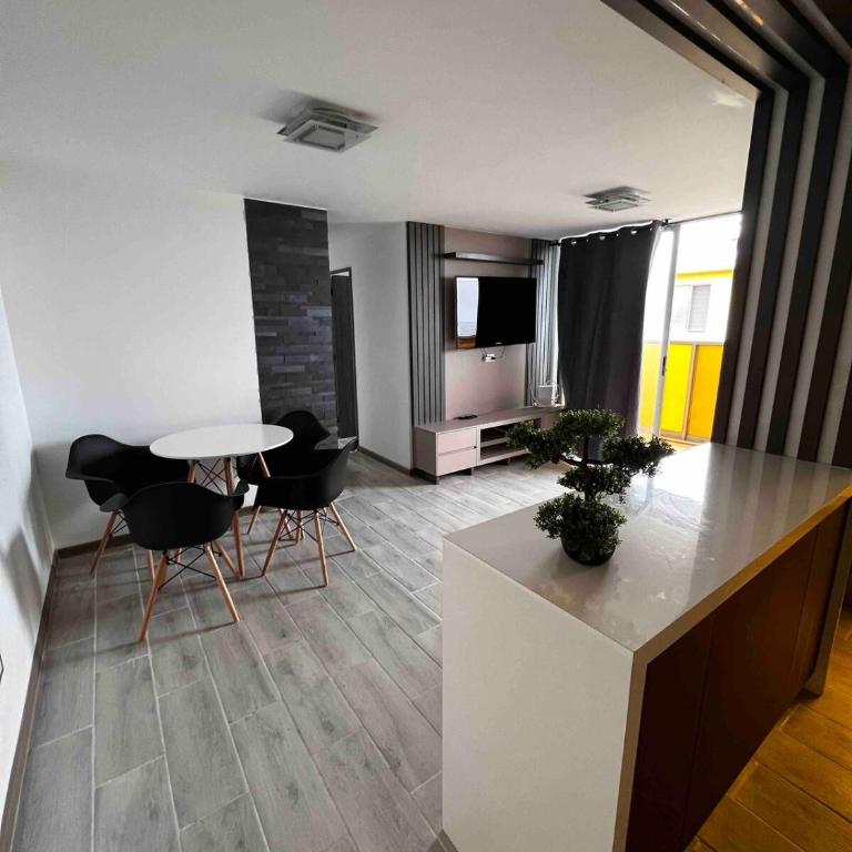 Departamento a pasos de la playa - Apartamento de 3 dormitorios - 1