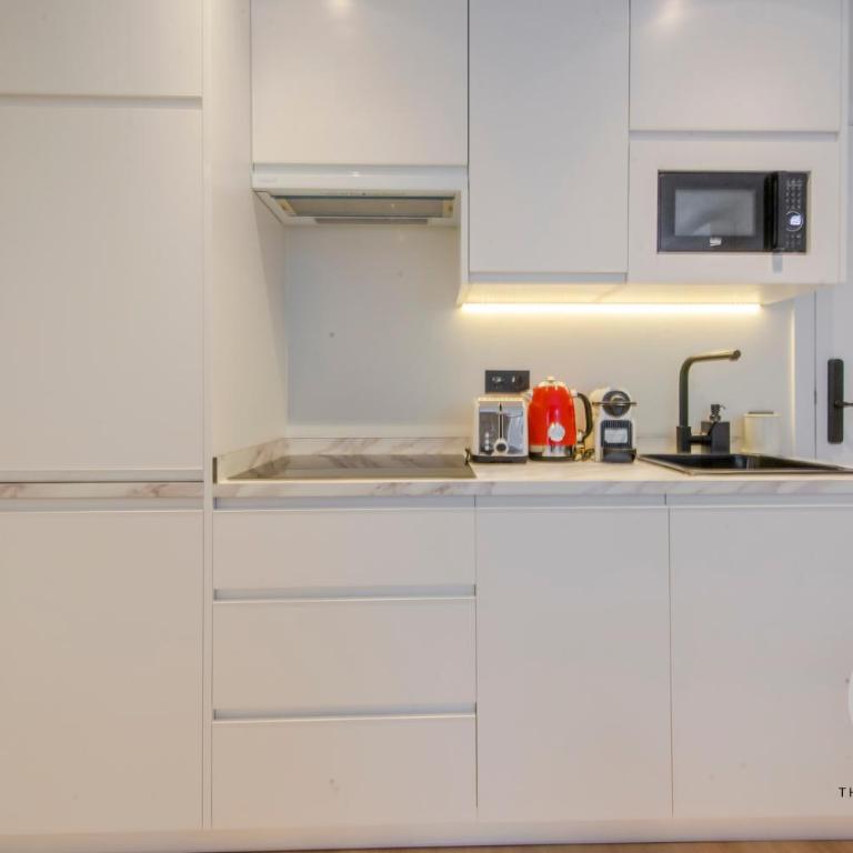 Malasaña luminosa para 4, descubre San Bernardo 20 E3 - One-Bedroom Apartment - 11