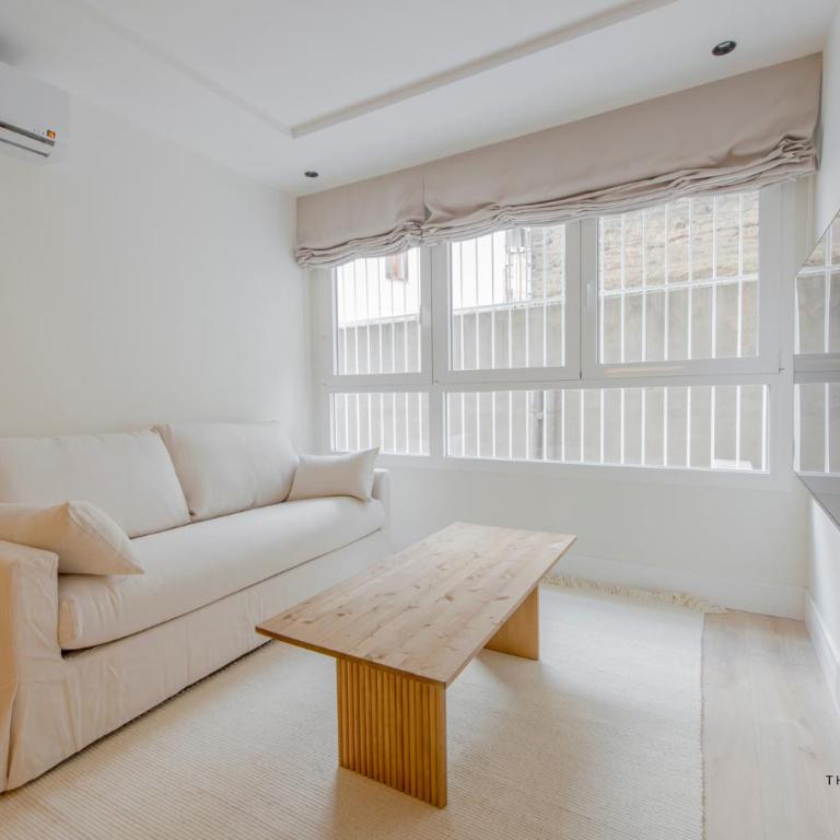 Malasaña luminosa para 4, descubre San Bernardo 20 E3 - One-Bedroom Apartment - 18