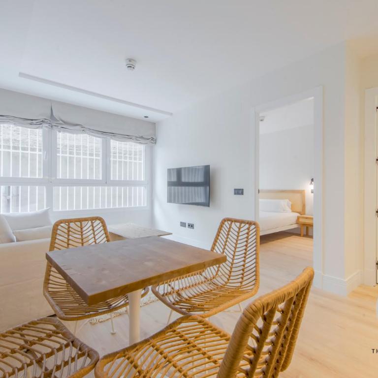 Malasaña luminosa para 4, descubre San Bernardo 20 E3 - One-Bedroom Apartment - 14