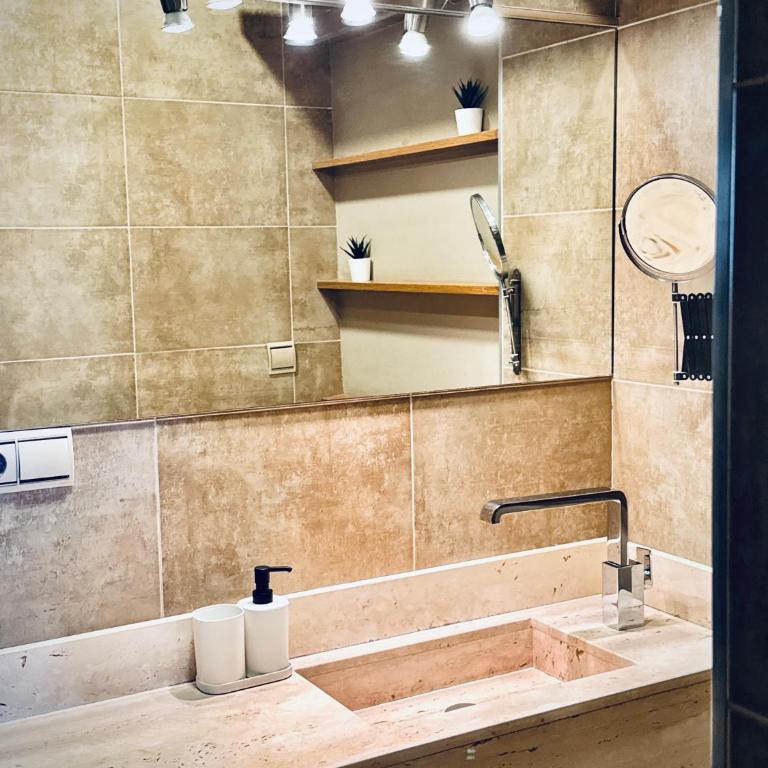Amplio y luminoso apartamento Plz de la Merced - Apartamento de 2 dormitorios - 15