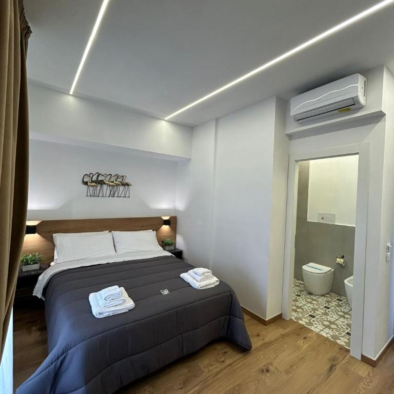 Palermo Centro Affittacamere Spina - Double Room with Private Bathroom - 5