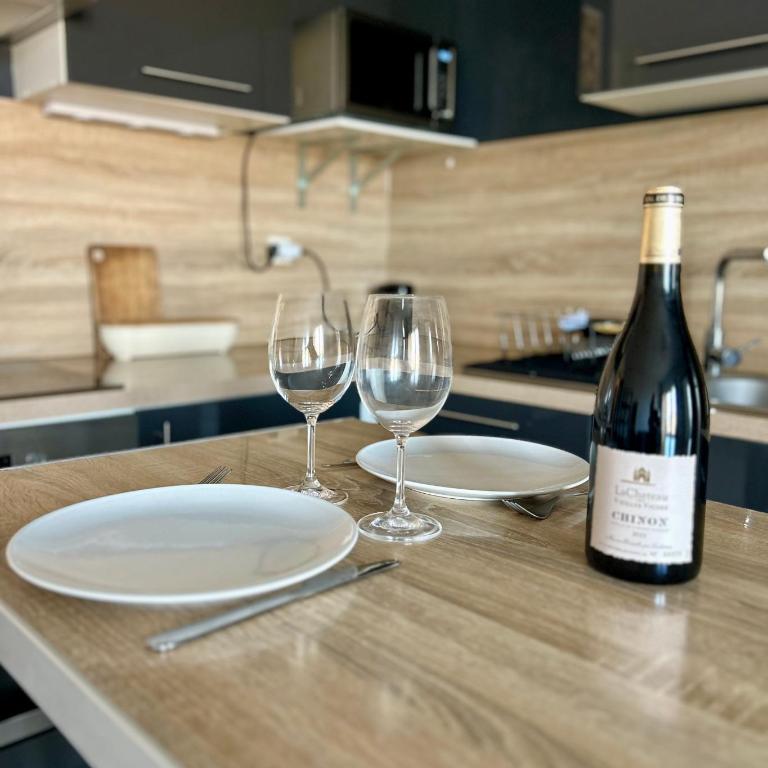 LE JULA - APPARTEMENT T2 PROCHE CENTRE VILLE - Parking privé - Apartment mit 1 Schlafzimmer - 34