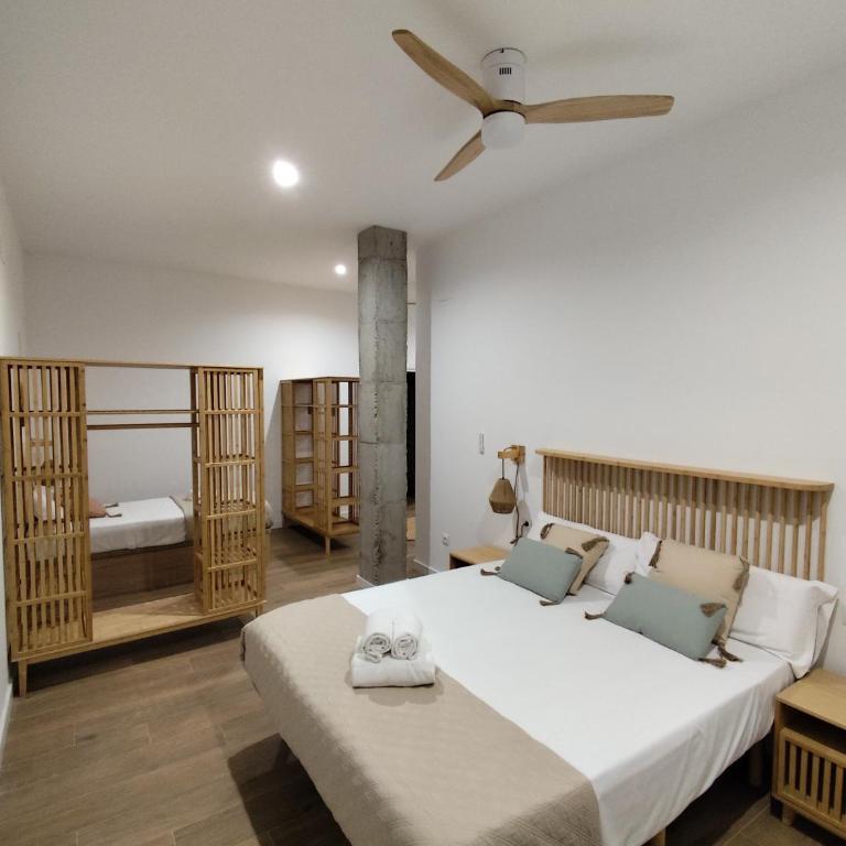 Travel Habitat Mediterranean Suites - Family Studio - 6