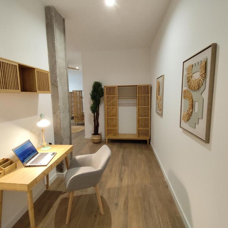 Travel Habitat Mediterranean Suites - Family Studio - 8