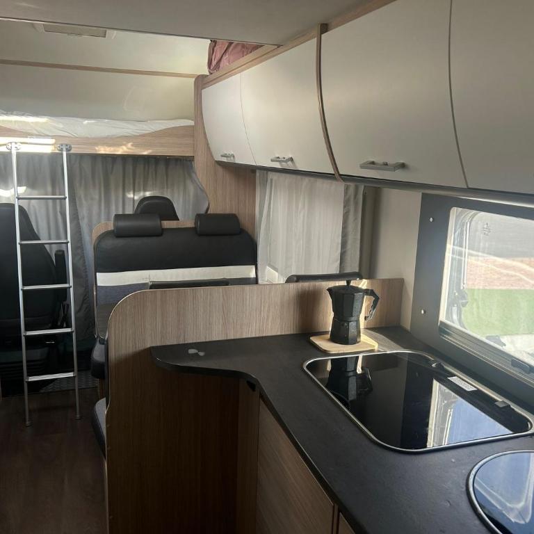 Autocaravana para 6 - Tienda - 6