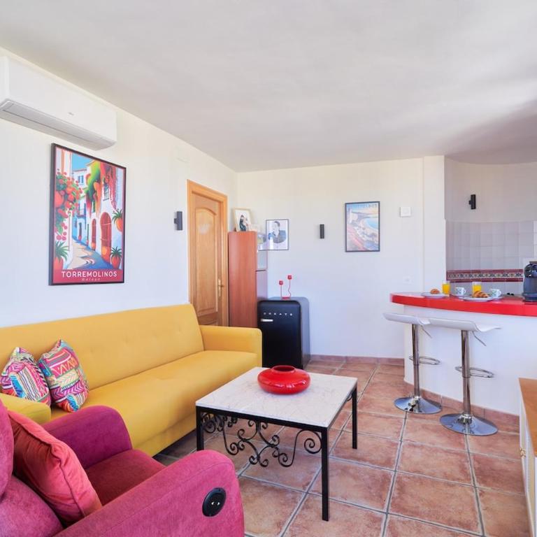 Ocean Views & Remote Work - Two-Bedroom Apartment with Terrace and Sea View - 37