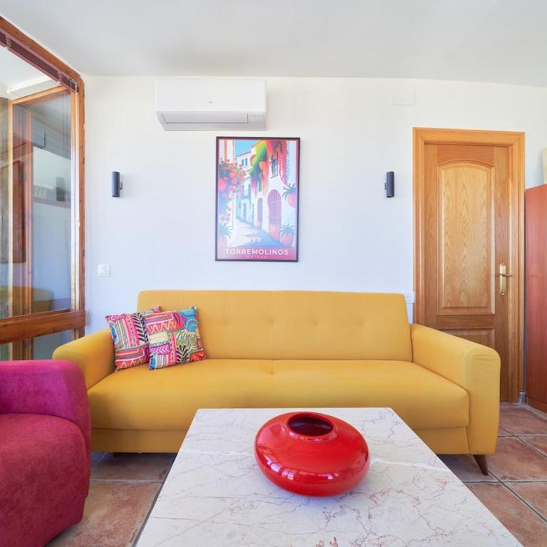 Ocean Views & Remote Work - Two-Bedroom Apartment with Terrace and Sea View - 32