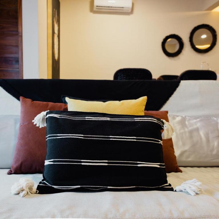 Ha'as Naj Suites Bananas - One-Bedroom Apartment with Pool View - 13