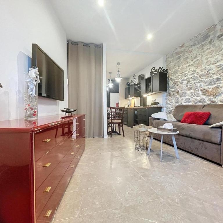 À 1km Plage du Midi et Palais des Festivals - Appartement Centre Cannes avec Cour Extérieur Privée - Apartment mit 1 Schlafzimmer und Terrasse - 26