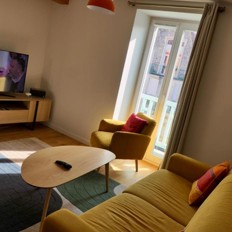 Place Des Vosges - Appartement avec Balcon - 20