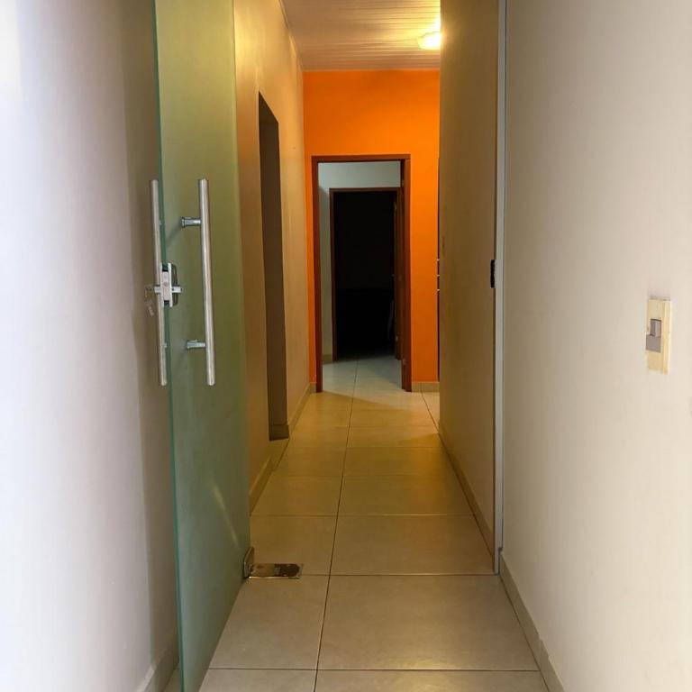 Casa en el centro de Encarnacion con tres habitaciones - Casa con 1 dormitorio - 8