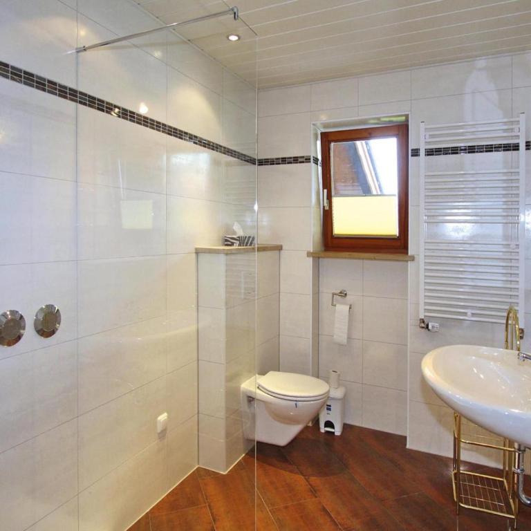 Ferienwohnung mit Balkon in der Nähe des - Apartment mit 2 Schlafzimmern - 7