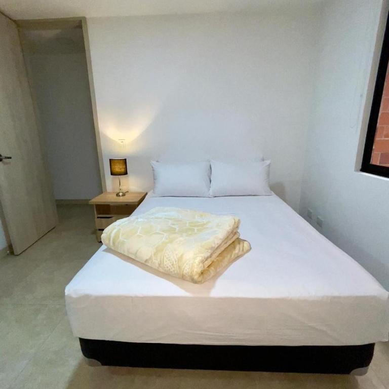 Apt with privileged location - Two-Bedroom Apartment - 2
