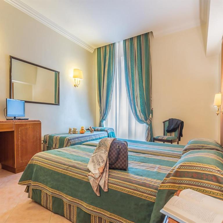 Raeli Hotel Floridia - Camera Tripla - 11